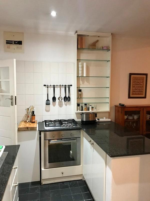 To Let 1 Bedroom Property for Rent in Tamboerskloof Western Cape